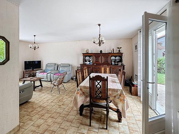 Vertou Beautour, Plain Pied de 3 chambres , garage et grande dependance