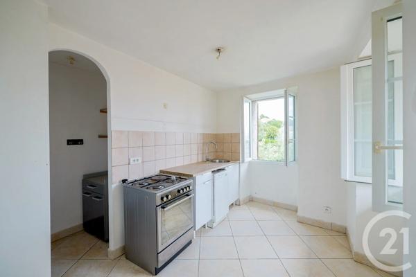 Maison à vendre  5 pièces - 138 m 2   MURATO  - 202