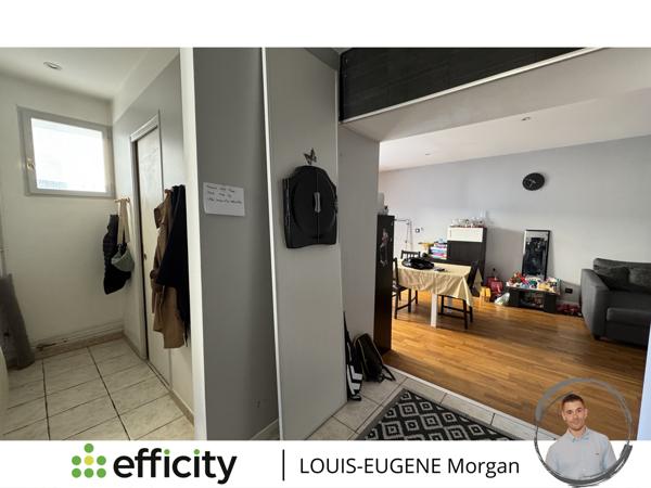 Immeuble 15 pièces - 306 m²