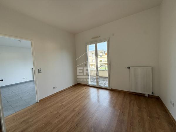 Emerainville appartement 39.94 m² avec terrasse, résidence sécurisée avec ascenseur