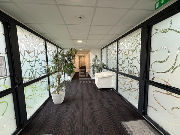 Emerainville appartement 39.94 m² avec terrasse, résidence sécurisée avec ascenseur