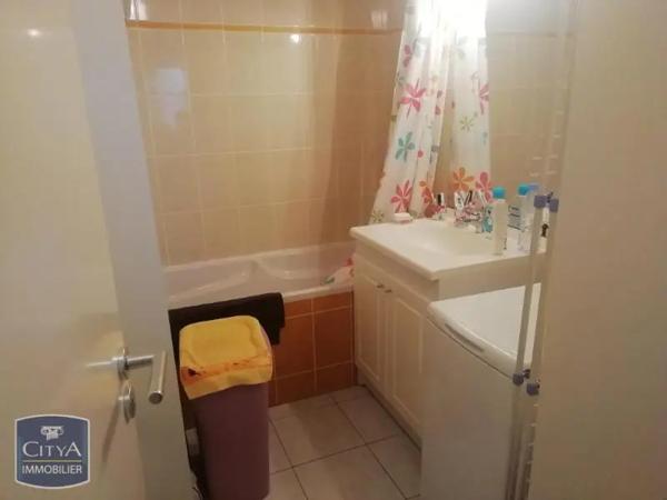 Appartement à louer 2 pièces 43.7m² Limoges (87100)