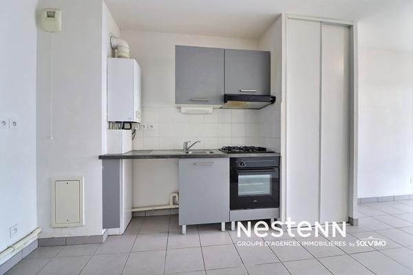 Appartement 1 38m2, Dernier Étage, Terrasse, Stationnement, Garage fermé