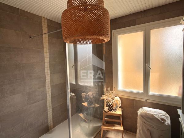 Maison en pierre de charme avec cheminée à vendre à CAEN sud