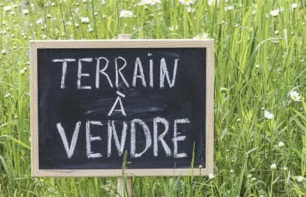 ANGERS (49) - TERRAIN VIABILISE DE 646 m²