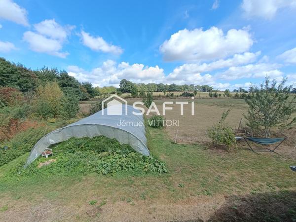 Grande maison familiale avec 3 studios locatifs et 1 hectare de terrain aux portes de Vitré