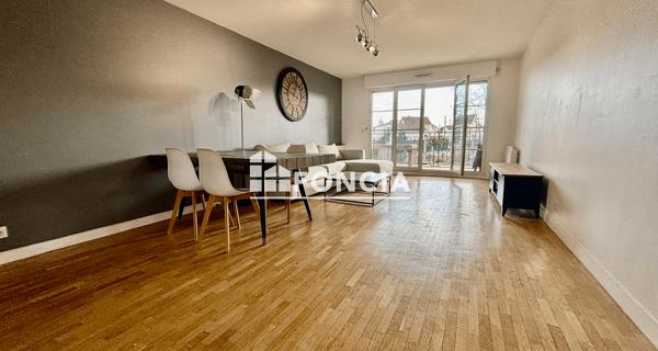 Location Appartement meublé 3 pièces 68.4 m² - Saint-cyr-l'école 78210