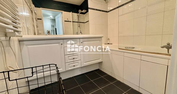 Location Appartement meublé 3 pièces 68.4 m² - Saint-cyr-l'école 78210