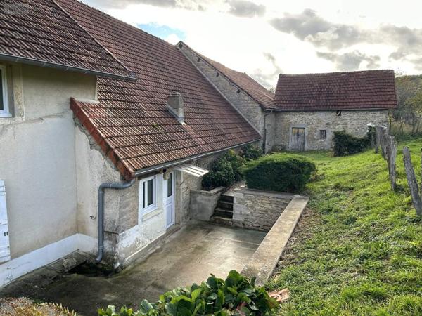 Maison à vendre à Pouilly-en-Auxois en Côte-d'Or (21320), ref : 044/2026/116-044/2026/118