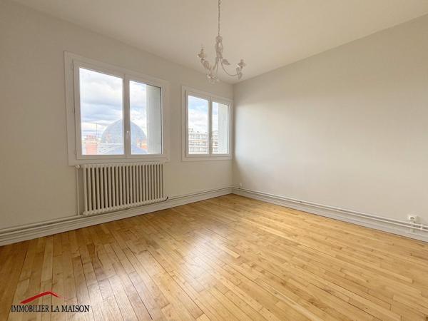 THEATRE - Appartement T3 Avec Loggia - Vue dégagée ...