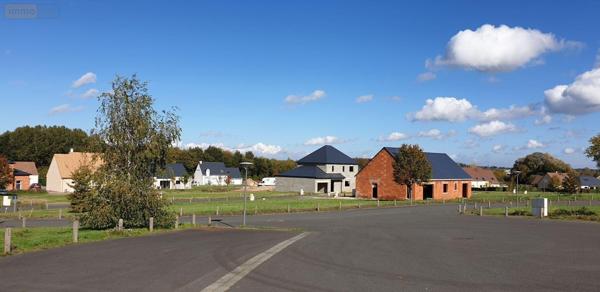 Terrain à Batir à vendre à La Suze-sur-Sarthe dans la Sarthe (72210), ref : 72119-643