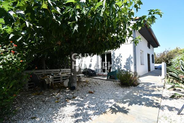 CANOHES Maison familiale 3 faces, 6 pièces avec grand garage