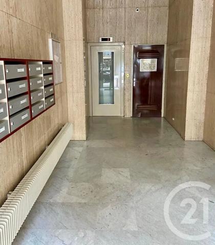 Parking à vendre  13,78 m 2   PARIS  - 75015