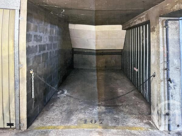 Parking à vendre  13,78 m 2   PARIS  - 75015