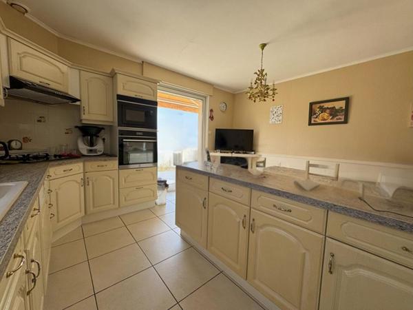 A VENDRE 37170 Chambray-les-Tours Maison  8 pièces 180 M2 jardin / garage