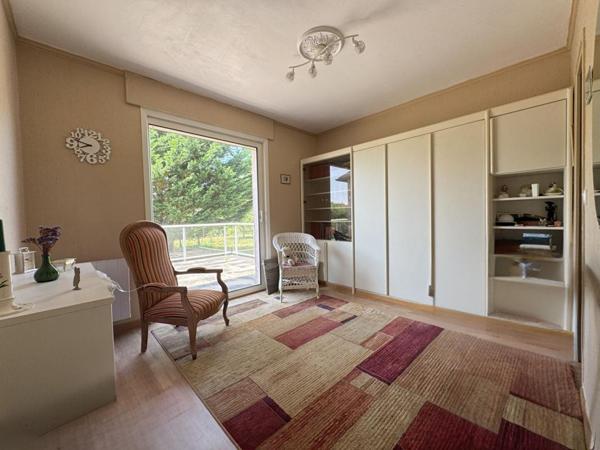 A VENDRE 37170 Chambray-les-Tours Maison  8 pièces 180 M2 jardin / garage