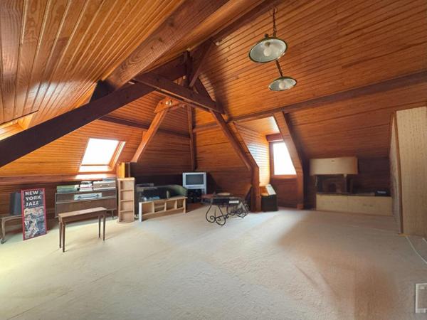 A VENDRE 37170 Chambray-les-Tours Maison  8 pièces 180 M2 jardin / garage