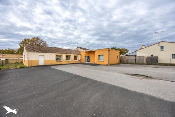 Maison à vendre |  Dompierre-sur-Yon |  9 pièces | 285 m²