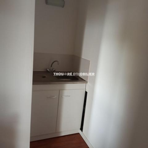 44470 THOUARE SUR LOIRE Thouaré s/Loire ENTREPOT BOURG PARKINGS