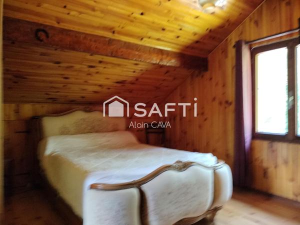 Chalet de 85 m² avec abri voiture sur 2063m² de terrain avec vue dégagé