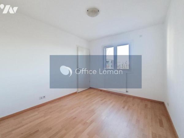 Appartement de type 4 dans résidence récente