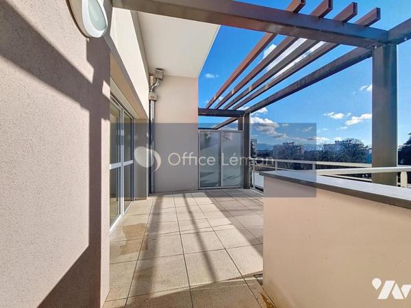 Appartement de type 4 dans résidence récente