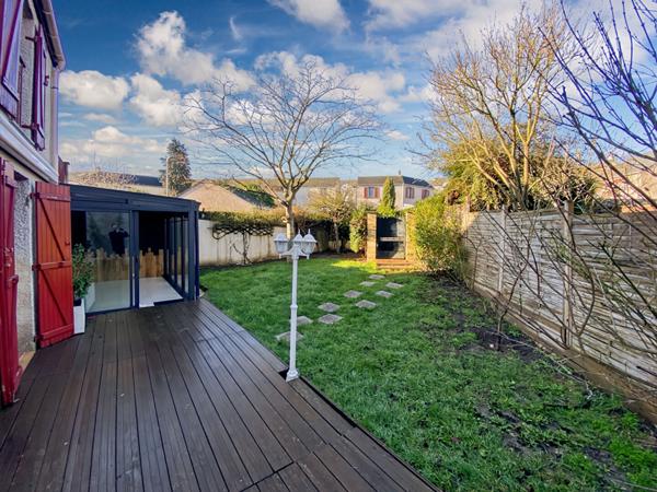 Maison INDIVIDUELLE avec 4 chambres de 115 m2 garage terrain