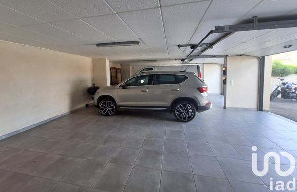 Maison à vendre 6 pièces 170 m² Sainte-Foy-d'Aigrefeuille