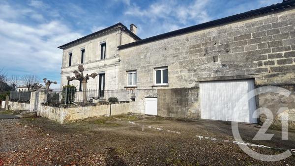 Maison à vendre  9 pièces - 376 m 2   ST QUENTIN DE BARON  - 33