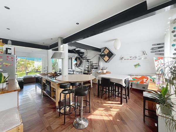 Magnifique maison talence 4 chambres, jardin plus garage 60 m2