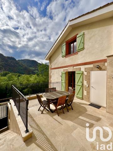 Maison à vendre 6 pièces 123 m² Gilette