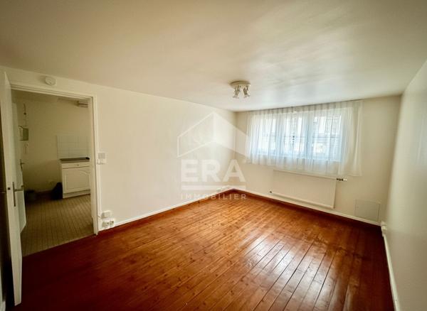 Appartement  Studio en Hyper Centre de Pontoise 1 pièce 25.08 m²