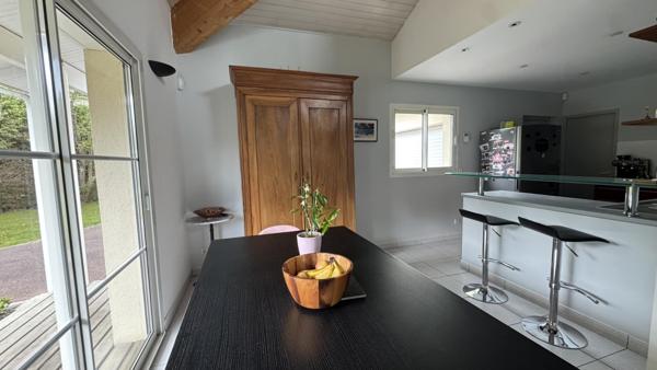 PESSAC PROCHE GOLF MAISON ARCHITECTE 157 M2 JARDIN 1300 M2 PISCINE GARAGE