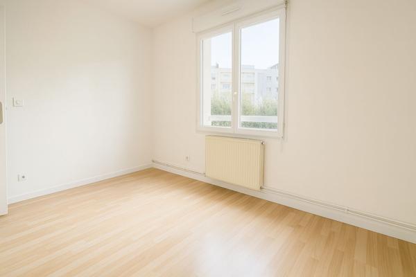 Maison Saint Thibault Des Vignes 5 pièce(s)