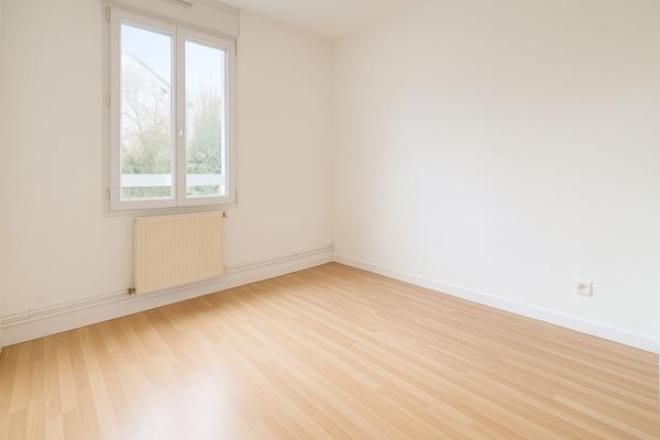 Maison Saint Thibault Des Vignes 5 pièce(s)