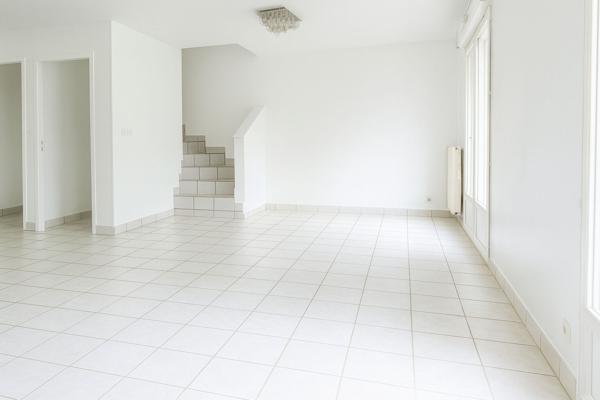 Maison Saint Thibault Des Vignes 5 pièce(s)