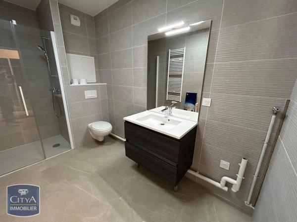 Appartement à louer 1 pièce 34.13m²