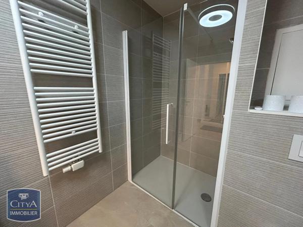 Appartement à louer 1 pièce 34.13m²