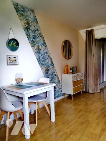 BAGNOLES DE L'ORNE, Résidence la Madeleine, studio meublé refait à neuf