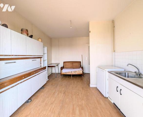 Appartement T2 - avec balcon - Cave S-sol