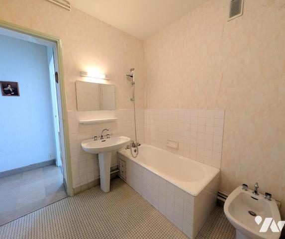 Appartement T2 - avec balcon - Cave S-sol