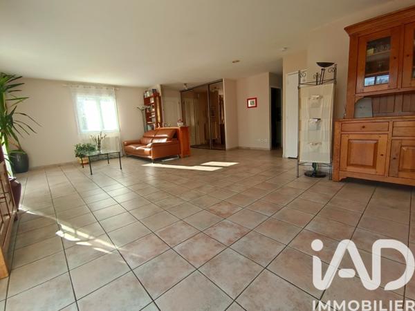 Maison à vendre 5 pièces 129 m² Unieux
