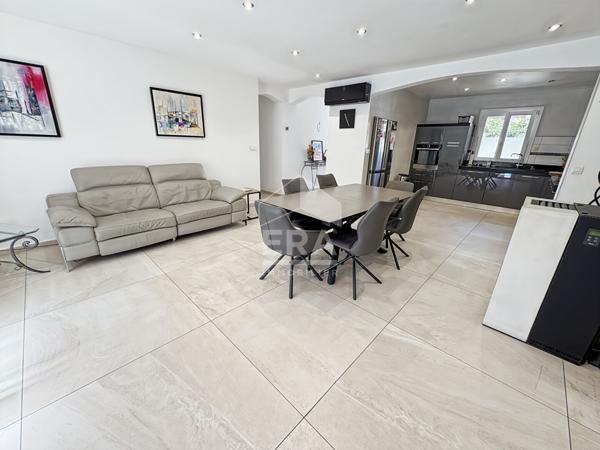 Les Pennes Mirabeau - Maison T5 96m2 sur parcelle de 772m2 avec piscine