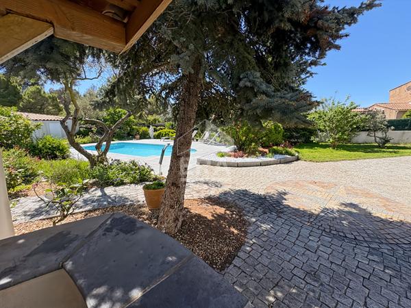 Les Pennes Mirabeau - Maison T5 96m2 sur parcelle de 772m2 avec piscine