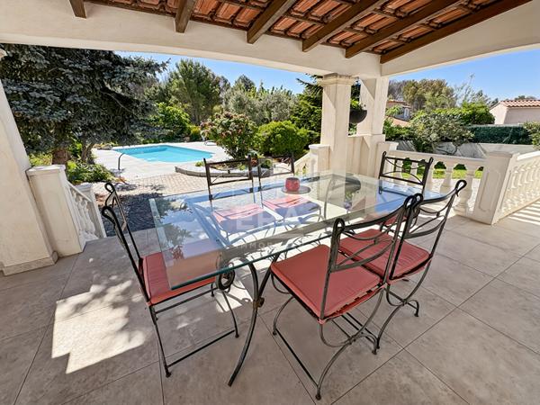 Les Pennes Mirabeau - Maison T5 96m2 sur parcelle de 772m2 avec piscine