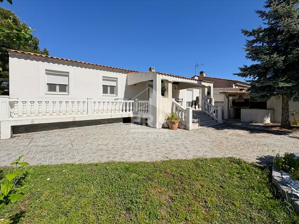 Les Pennes Mirabeau - Maison T5 96m2 sur parcelle de 772m2 avec piscine