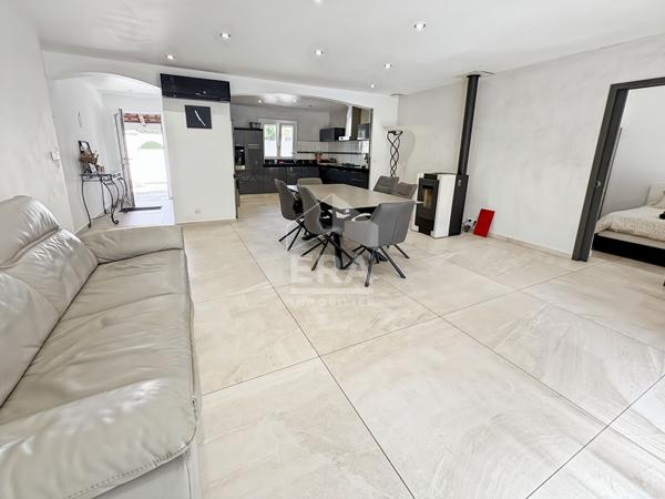 Les Pennes Mirabeau - Maison T5 96m2 sur parcelle de 772m2 avec piscine