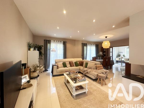 Maison à vendre 7 pièces 205 m² Saint-Maur-des-Fossés