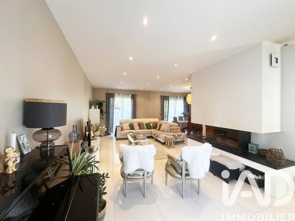 Maison à vendre 7 pièces 205 m² Saint-Maur-des-Fossés