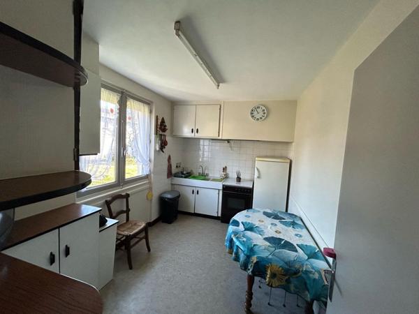 Pont de l'Arn, maison 4 chambres, jardin et garage